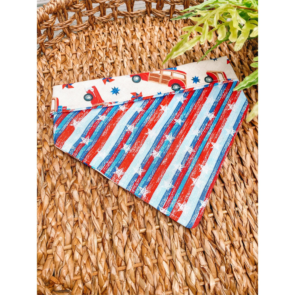 Red White & Wagon Bandana - Reversible - Jersey Border Collars