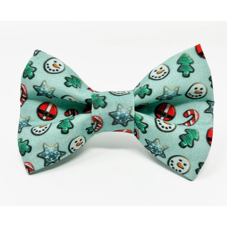 Sugar Cookies Pet Bow Tie for Winter - Jersey Border Collars