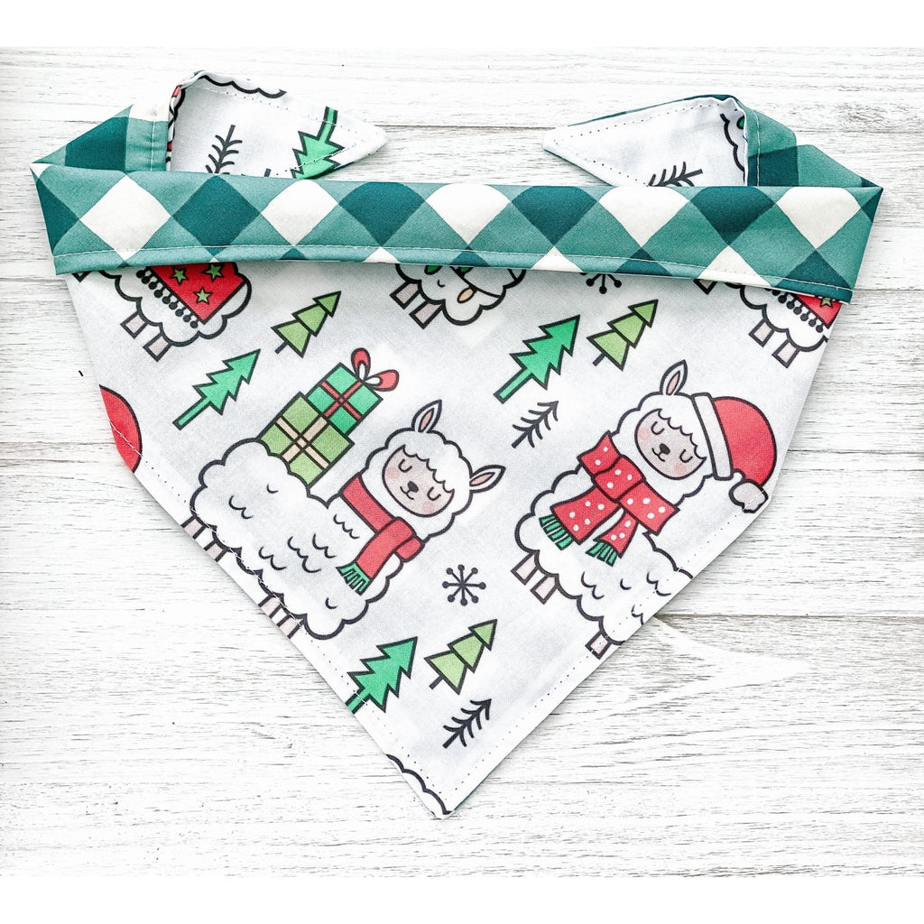 XMAS Llama / Green Plaid Bandana - Reversible - Jersey Border Collars